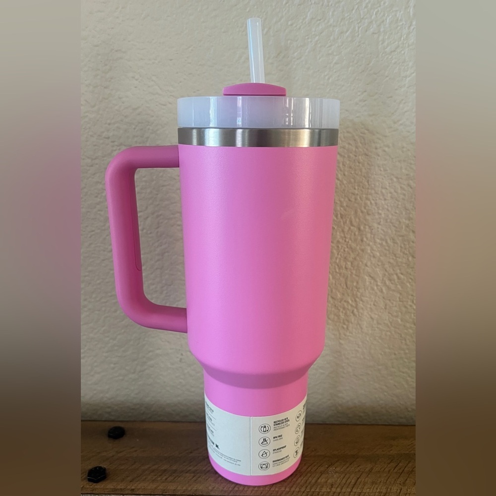 Stanley Pink Tumbler Peony - Picture 3 of 4